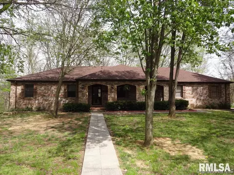 11064 Robin Ln, Athens, IL 62613 photo 1