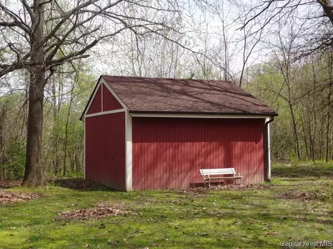 11064 Robin Ln, Athens, IL 62613 photo 24