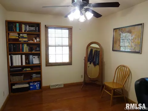 11064 Robin Ln, Athens, IL 62613 photo 16