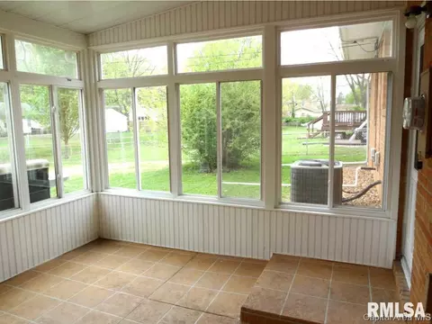 1912 Lee St, Springfield, IL 62703 photo 6