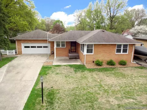 1912 Lee St, Springfield, IL 62703 photo 2