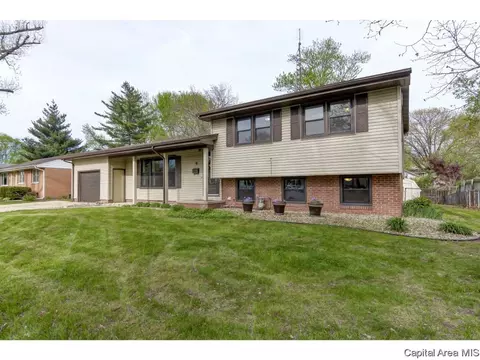 8 Glen Aire Dr, Springfield, IL 62703 photo 24