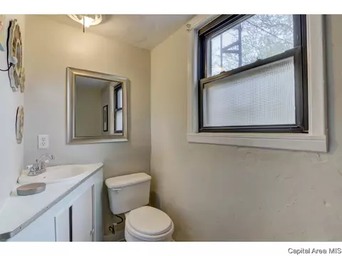 8 Glen Aire Dr, Springfield, IL 62703 photo 19