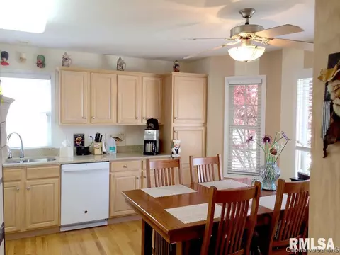 7202 Preston Dr, Springfield, IL 62711 photo 10