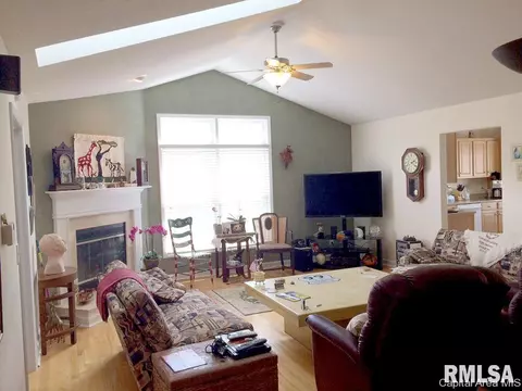 7202 Preston Dr, Springfield, IL 62711 photo 18