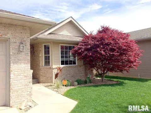 7202 Preston Dr, Springfield, IL 62711 photo 1