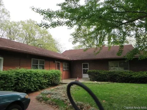 1346 Ledlie, Springfield, IL 62702 photo 1