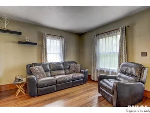 1924 N 5th St, Springfield, IL 62702 photo 6