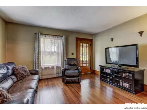 1924 N 5th St, Springfield, IL 62702 photo 4