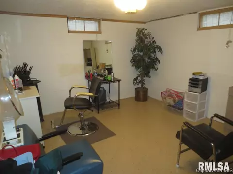 2518 S 12th St, Springfield, IL 62703 photo 11