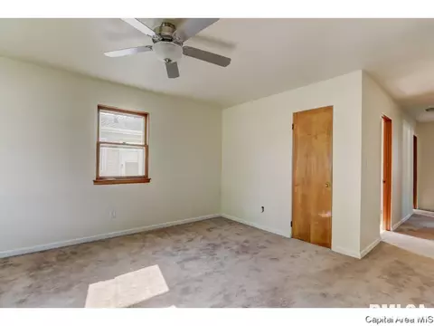 2120 Keys, Springfield, IL 62702 photo 4