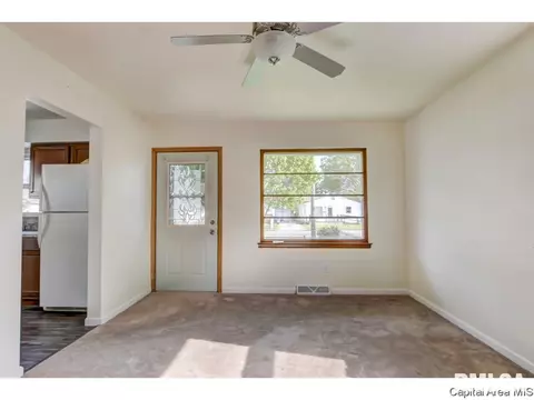 2120 Keys, Springfield, IL 62702 photo 2
