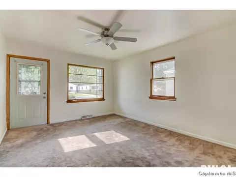 2120 Keys, Springfield, IL 62702 photo 8