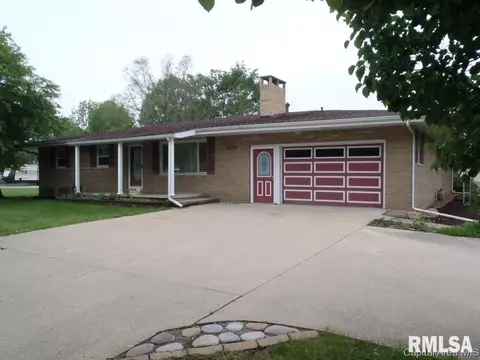 2511 St James Rd, Springfield, IL 62707 photo 1