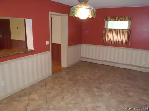 2511 St James Rd, Springfield, IL 62707 photo 11