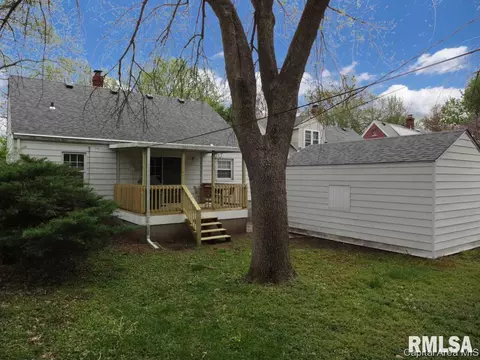 2033 S Walnut St, Springfield, IL 62704 photo 7