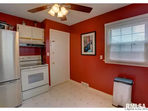2033 S Walnut St, Springfield, IL 62704 photo 20