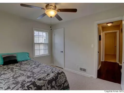 2033 S Walnut St, Springfield, IL 62704 photo 27