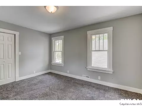 1325 Converse, Springfield, IL 62702 photo 19