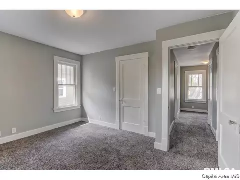 1325 Converse, Springfield, IL 62702 photo 21