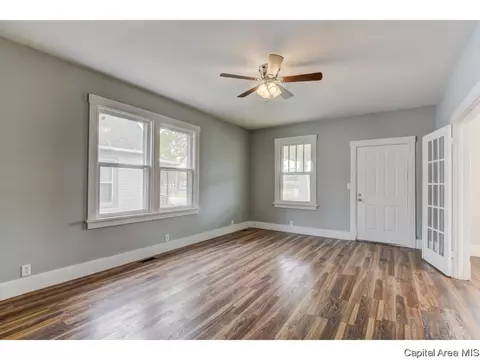 1325 Converse, Springfield, IL 62702 photo 2
