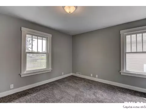 1325 Converse, Springfield, IL 62702 photo 22