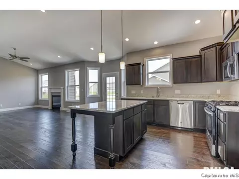 2825 Haverhill Rd, Springfield, IL 62711 photo 5