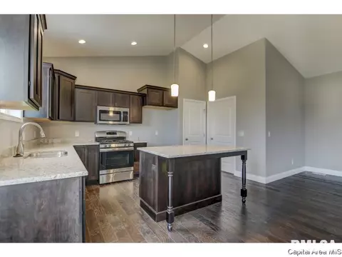 2825 Haverhill Rd, Springfield, IL 62711 photo 9