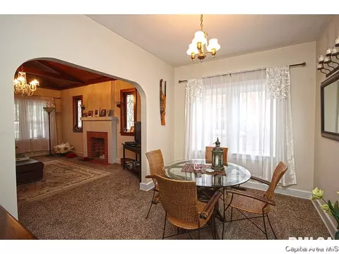 2611 S 5th St, Springfield, IL 62703 photo 7