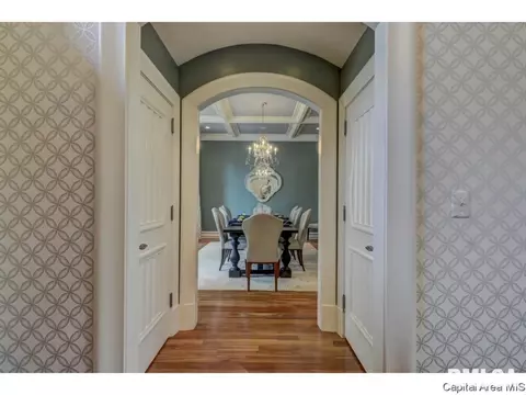 3700 Vanderbilt Cir, Springfield, IL 62711 photo 11