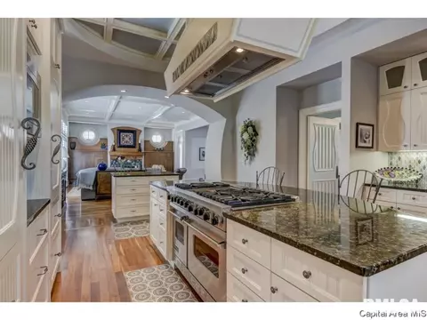 3700 Vanderbilt Cir, Springfield, IL 62711 photo 14