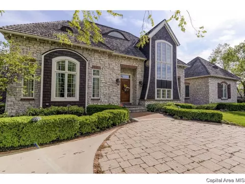 3700 Vanderbilt Cir, Springfield, IL 62711 photo 4