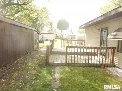 2811 S 13th St, Springfield, IL 62703 photo 17