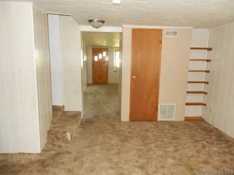 2811 S 13th St, Springfield, IL 62703 photo 4