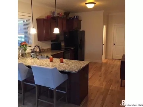 9 Waters Edge Blvd #16, Springfield, IL 62712 photo 4