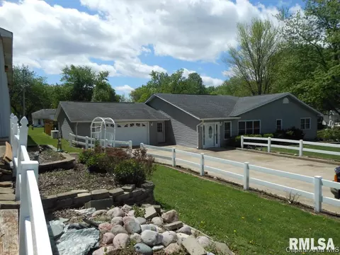 114 E Wilcox, Springfield, IL 62707 photo 1