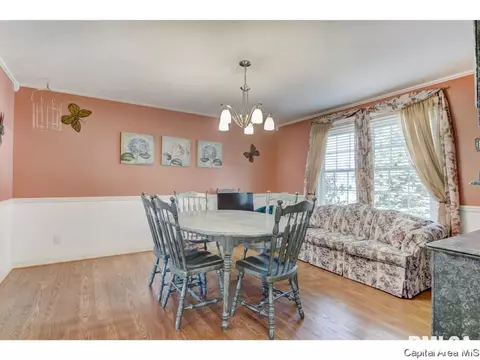 3708 Carney Blvd, Springfield, IL 62712 photo 10