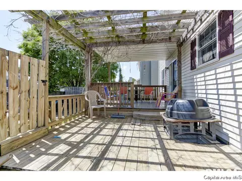 3708 Carney Blvd, Springfield, IL 62712 photo 2