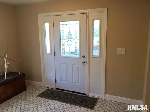 8083 W Outer Rd, Sherman, IL 62684 photo 5