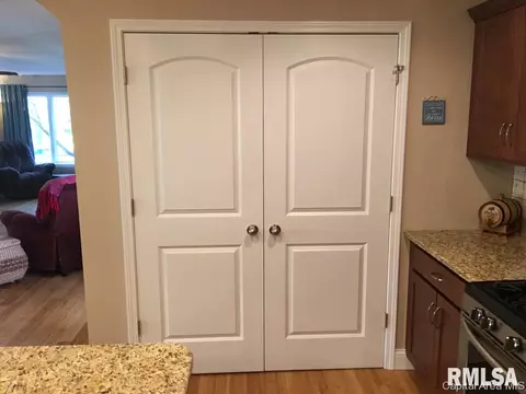 8083 W Outer Rd, Sherman, IL 62684 photo 16