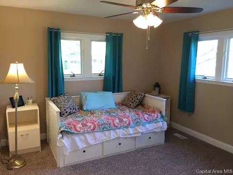8083 W Outer Rd, Sherman, IL 62684 photo 26