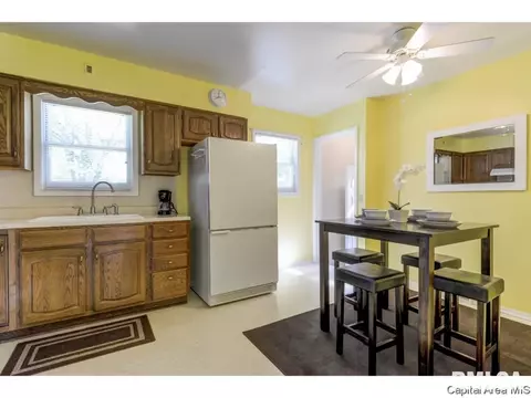 2557 Sandgate Rd, Springfield, IL 62702 photo 8