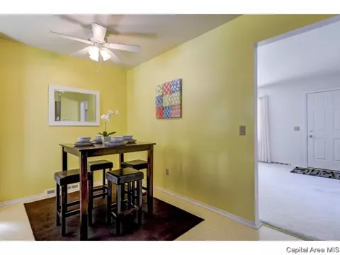 2557 Sandgate Rd, Springfield, IL 62702 photo 9