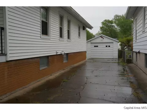 2336 S Lowell Ave, Springfield, IL 62704 photo 18