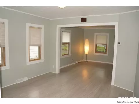 2336 S Lowell Ave, Springfield, IL 62704 photo 9
