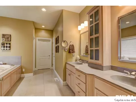 2032 Lake Crst, Springfield, IL 62712 photo 21