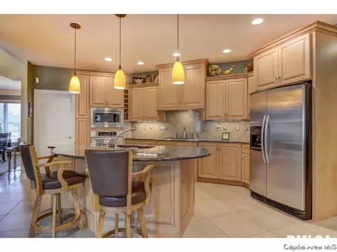 2032 Lake Crst, Springfield, IL 62712 photo 13