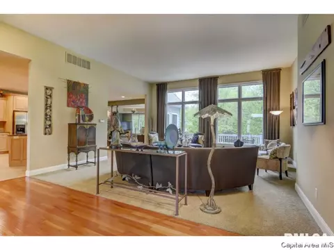 2032 Lake Crst, Springfield, IL 62712 photo 5