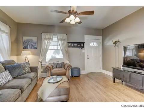 1312 Pasfield, Springfield, IL 62704 photo 4