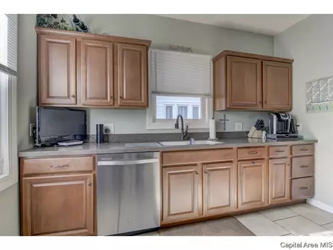 1312 Pasfield, Springfield, IL 62704 photo 16